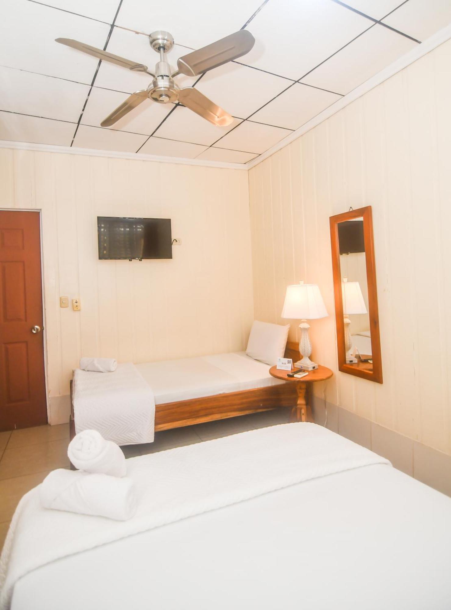 Hotel Aldea Chorotega Puntarenas Esterno foto