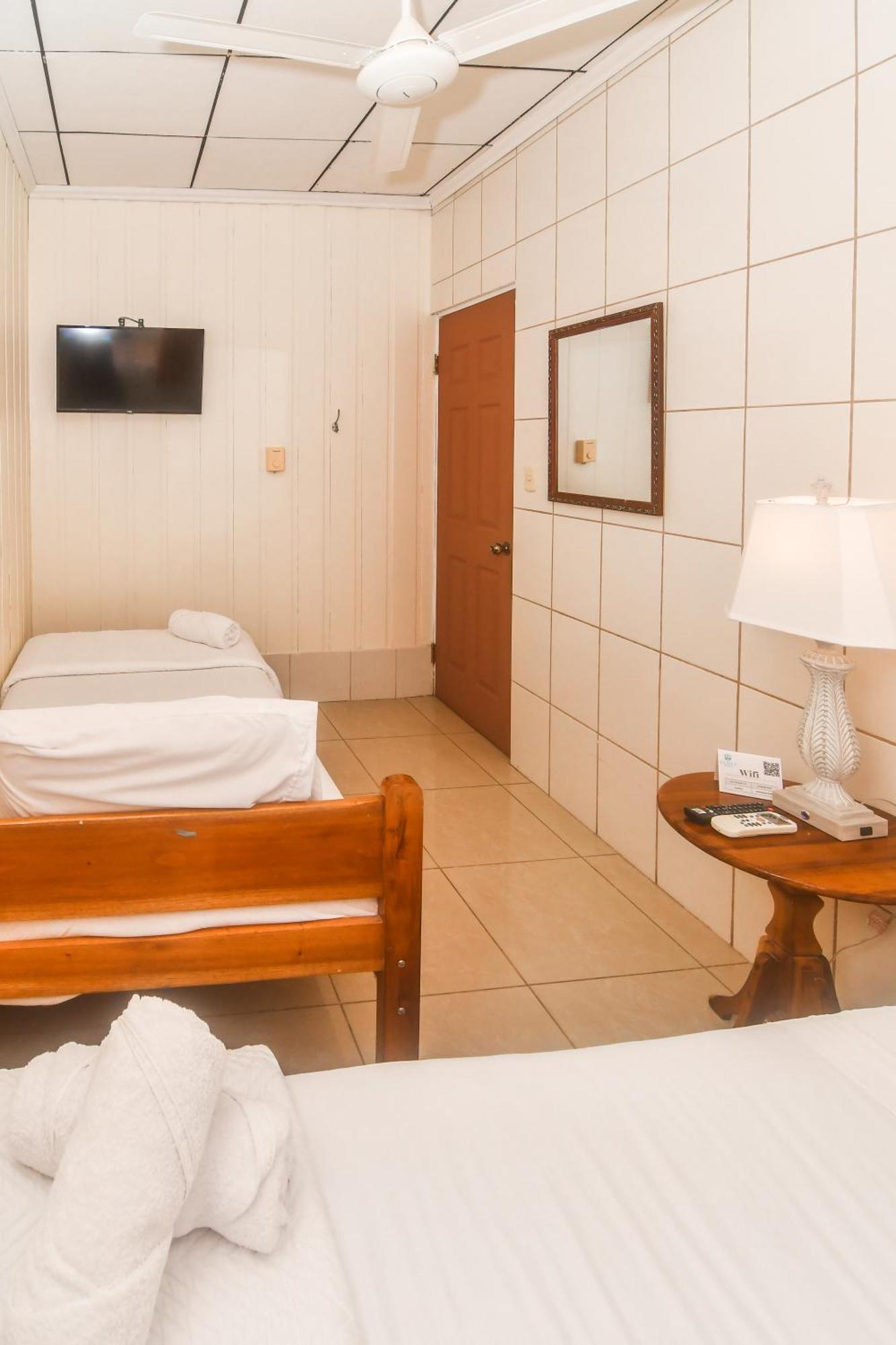Hotel Aldea Chorotega Puntarenas Esterno foto