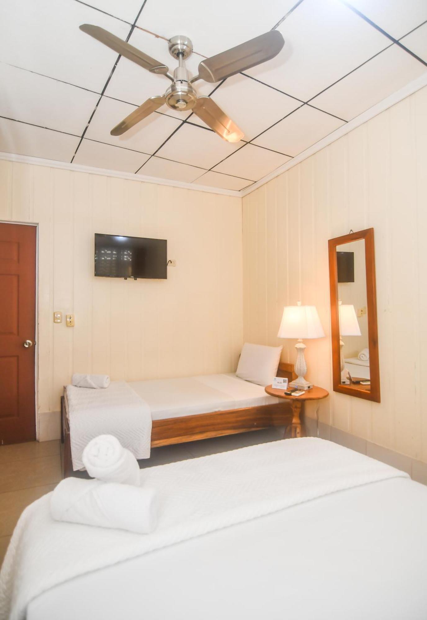 Hotel Aldea Chorotega Puntarenas Esterno foto